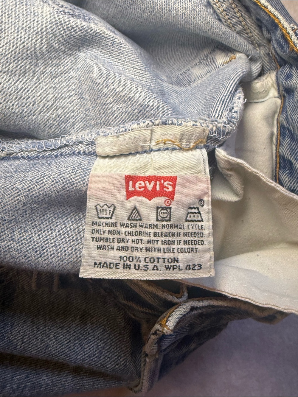 Vintage Levi's Women's 501 Light Jeans 30x30 Made in the USA El Paso Texas 1998 - Picture 10 of 13